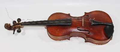Bild Nr.2: 123-1965 Violine mit Löwenkopfschnecke: (Varia, Musikinstrumente)
