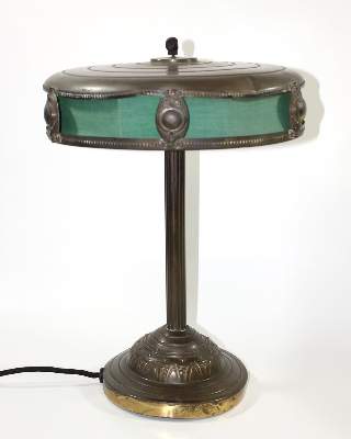 Bild Nr.1: 123-1995 Tischlampe der Wiener Sezession.: (Varia)