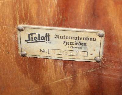 Bild Nr.3: 123-2000 Warenautomat für Zigaretten: (Varia, Werbung)
