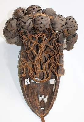 Bild Nr.3: 123-2054 Salampasu Maske Zaire: (Afrika, Sammlung Nerlich München)