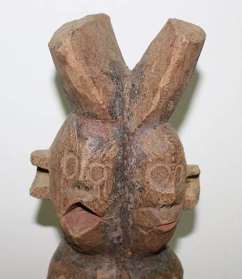 Bild Nr.2: 123-2056 Schutzpfosten Doppel-Chamba: (Afrika, Sammlung Nerlich München)