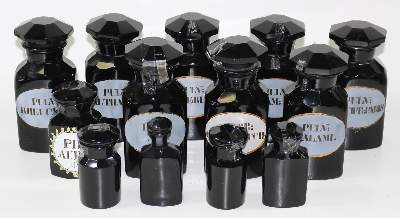 Bild Nr.2: 123-2114 Apothekenflaschen: (Apothekenwesen, Glas)