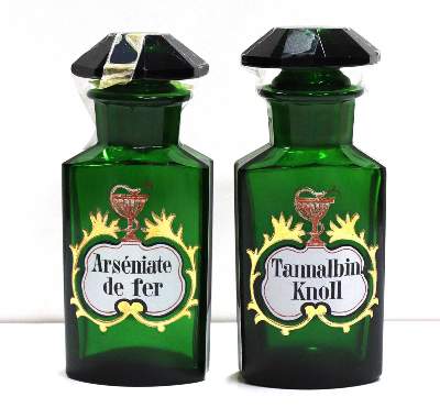 Bild Nr.1: 123-2118 Böhmen Paar Apothekergefäße.: (Apothekenwesen, Glas)