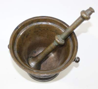 Bild Nr.2: 123-2133 Barockmörser.: (Apothekenwesen, Mörser)