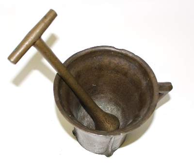 Bild Nr.2: 123-2142 Gotischer Rippenmörser.: (Apothekenwesen, Mörser)