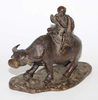 Bild Nr.1: 123-2184 Bronze Bauer auf: (Asiatika)