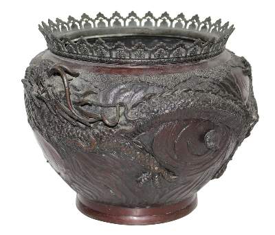 Bild Nr.1: 123-2193 Drachentopf wohl China um 1800.: (Asiatika)