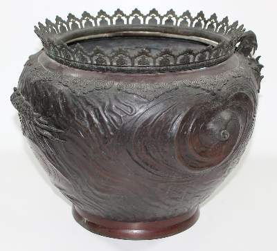 Bild Nr.3: 123-2193 Drachentopf wohl China um 1800.: (Asiatika)
