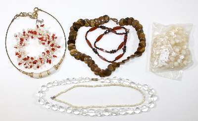 Bild Nr.4: 123-2390 Edelsteinketten Slg.: (Schmuck, Sammlungen)