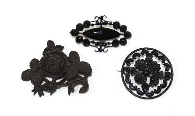 Bild Nr.1: 123-2401 Trauerschmuck Sammlung: (Schmuck, Sammlungen)