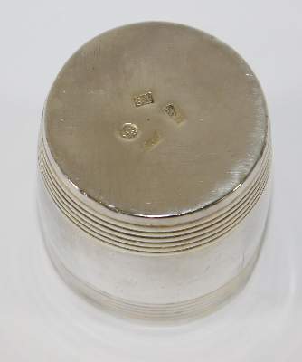 Bild Nr.3: 123-2434 Russland Vodkabecher: (Silber)