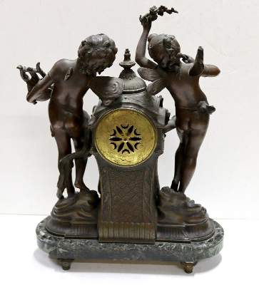 Bild Nr.2: 123-2473 Pendule mit Engeln.: (Uhren)