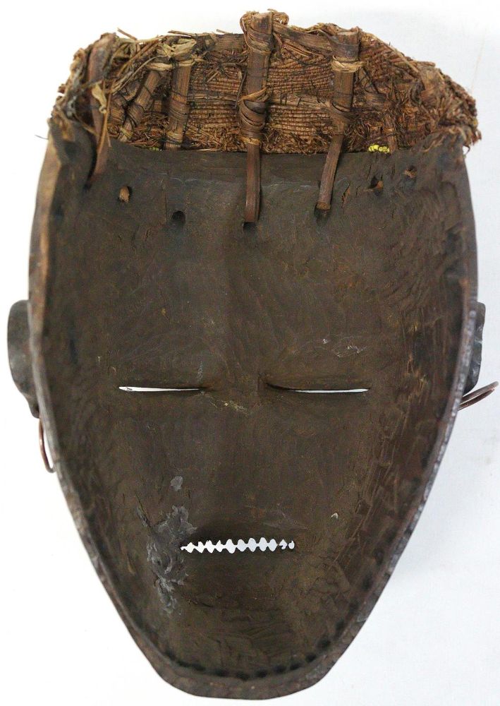 Große Abbildung Nr.2: 124-2031 Maske der Tschokwe.: (Afrika)