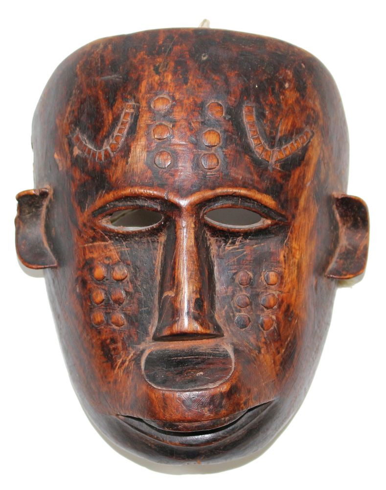 Große Abbildung Nr.1: 124-2048 Maske der Makonde: (Afrika, Sammlung Wolfgang Nerlich_)