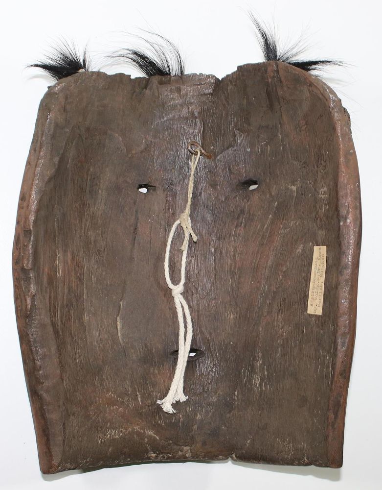 Große Abbildung Nr.2: 124-2049 Mbunda Brettmaske: (Afrika, Sammlung Nerlich München)