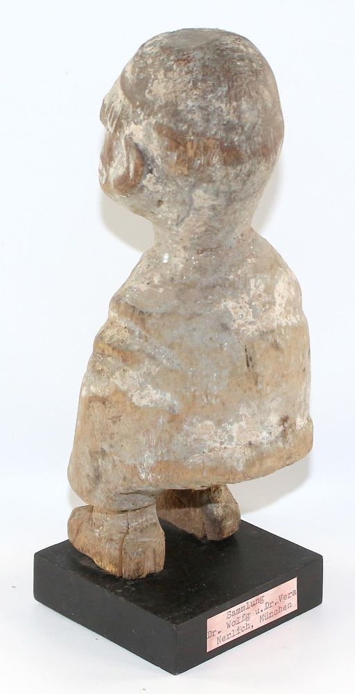 Große Abbildung Nr.3: 124-2056 Stehende Holzfigur.: (Afrika, Sammlung Nerlich München)