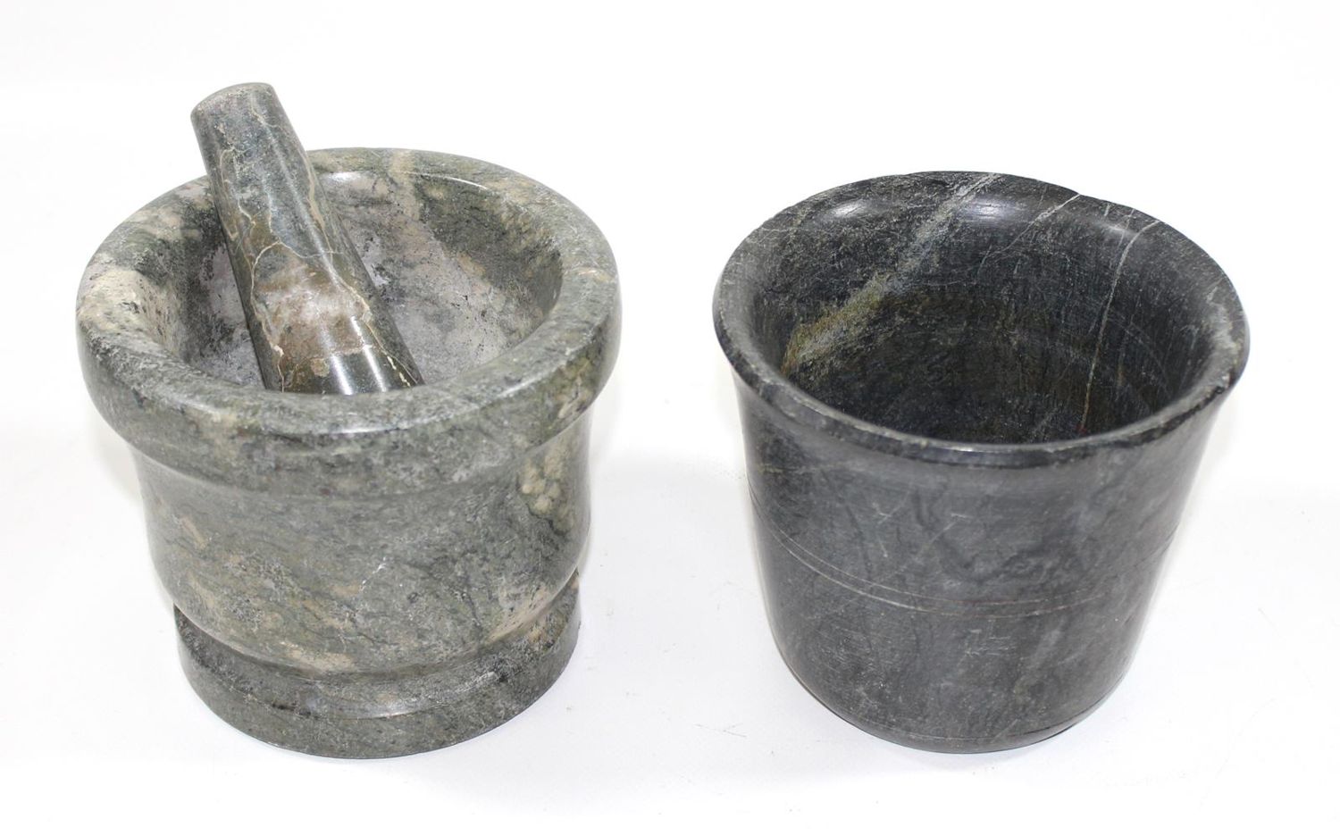 Große Abbildung Nr.1: 124-2075 Paar Serpentinmörser um 1800.: (Apothekenwesen, Mörser)