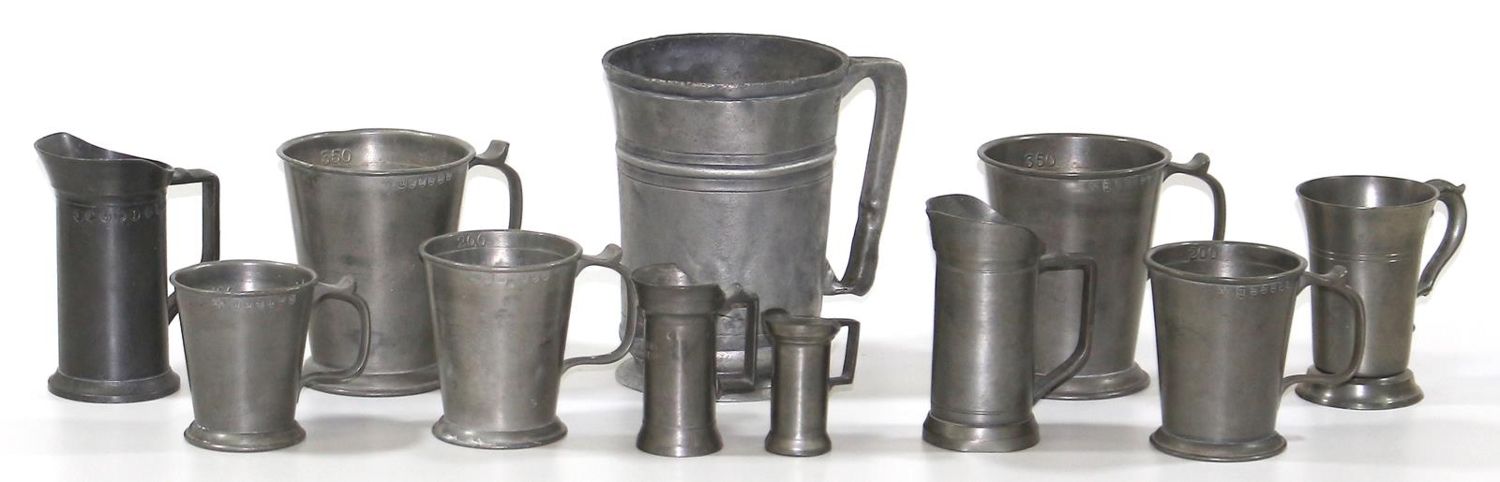 Große Abbildung Nr.1: 124-2083 Zinnmaße.: (Apothekenwesen)