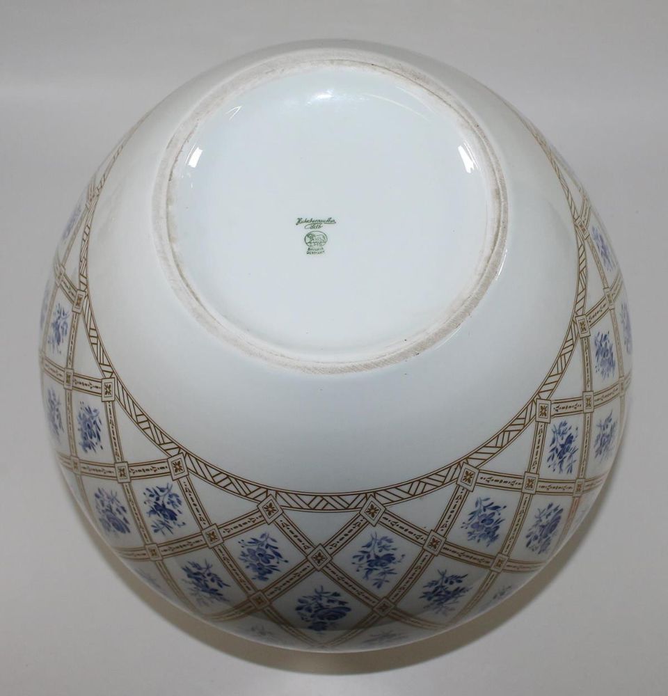 Große Abbildung Nr.3: 124-2182 Bodenvase Hutschenreuther.: (Porzellan u. Keramik)