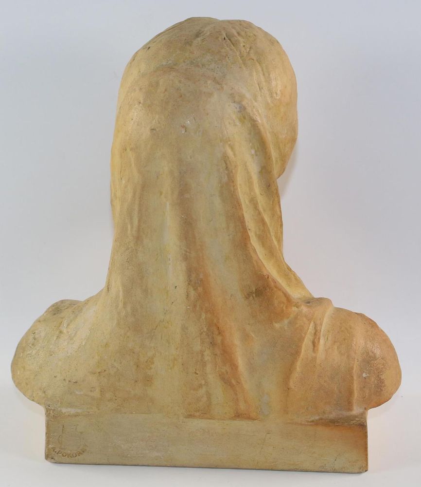 Große Abbildung Nr.2: 124-2183 Büste Bozena Nemcova: (Porzellan u. Keramik)