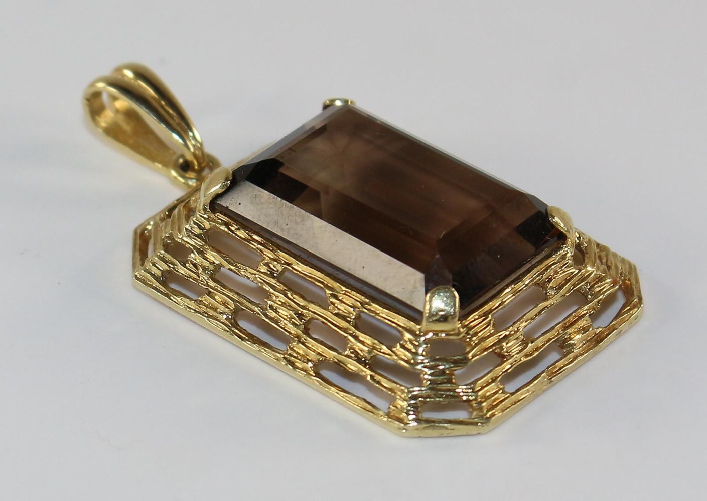 Große Abbildung Nr.2: 124-2226 Prächtiger Rauchtopas: (Schmuck, Anhänger)
