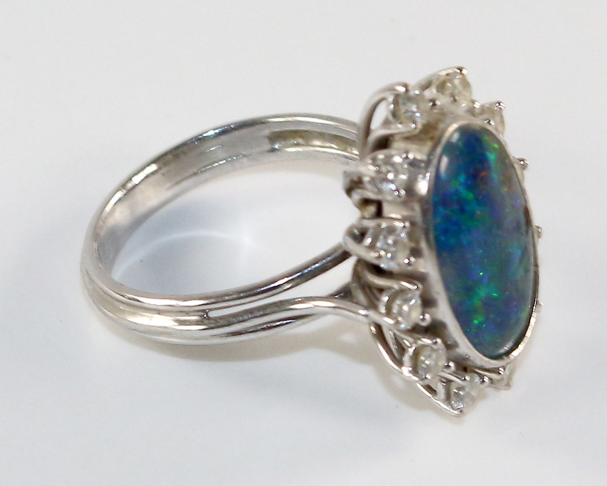 Große Abbildung Nr.2: 124-2278 Opalring 585 WG.: (Schmuck, Ringe)