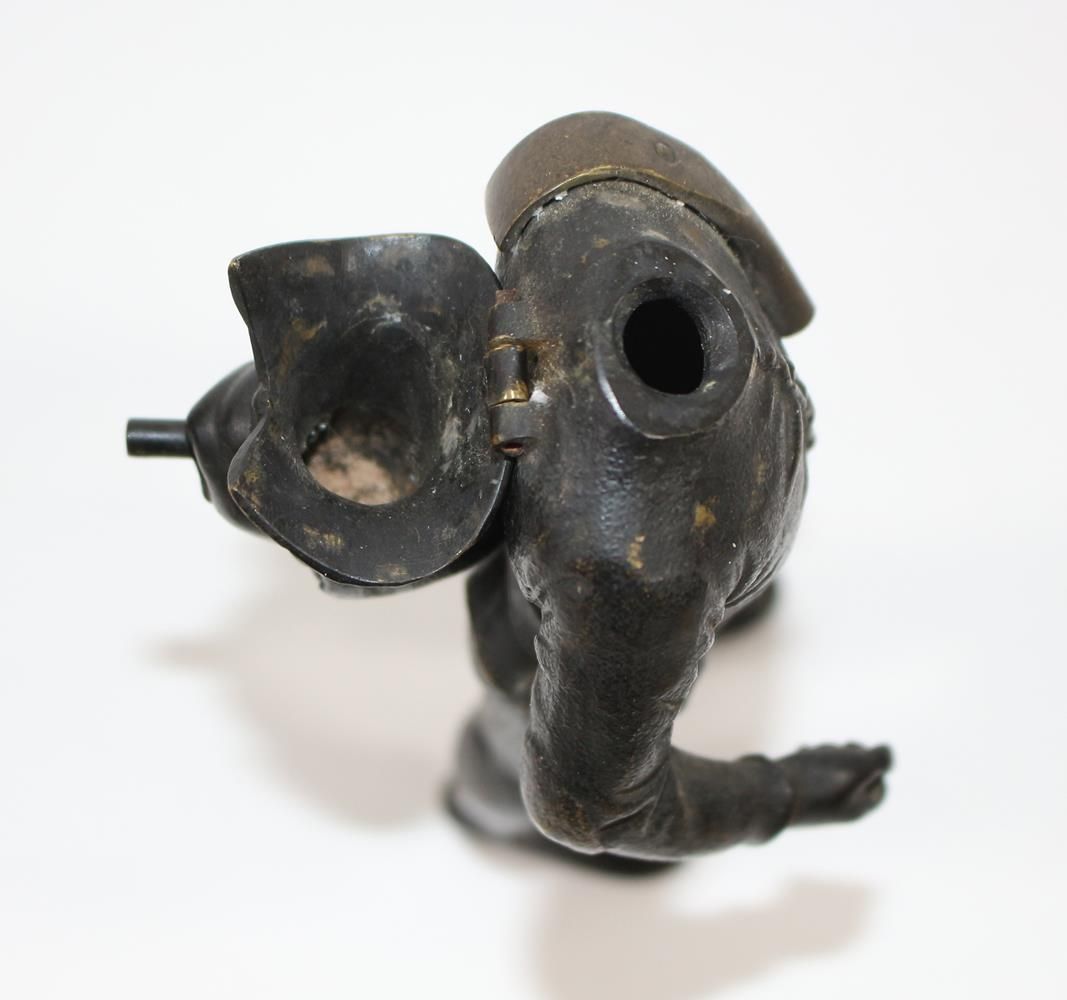Große Abbildung Nr.4: 124-2325 Bronze Bergmann als Flasche.: (Skulpturen - Plastiken, Bergbau)