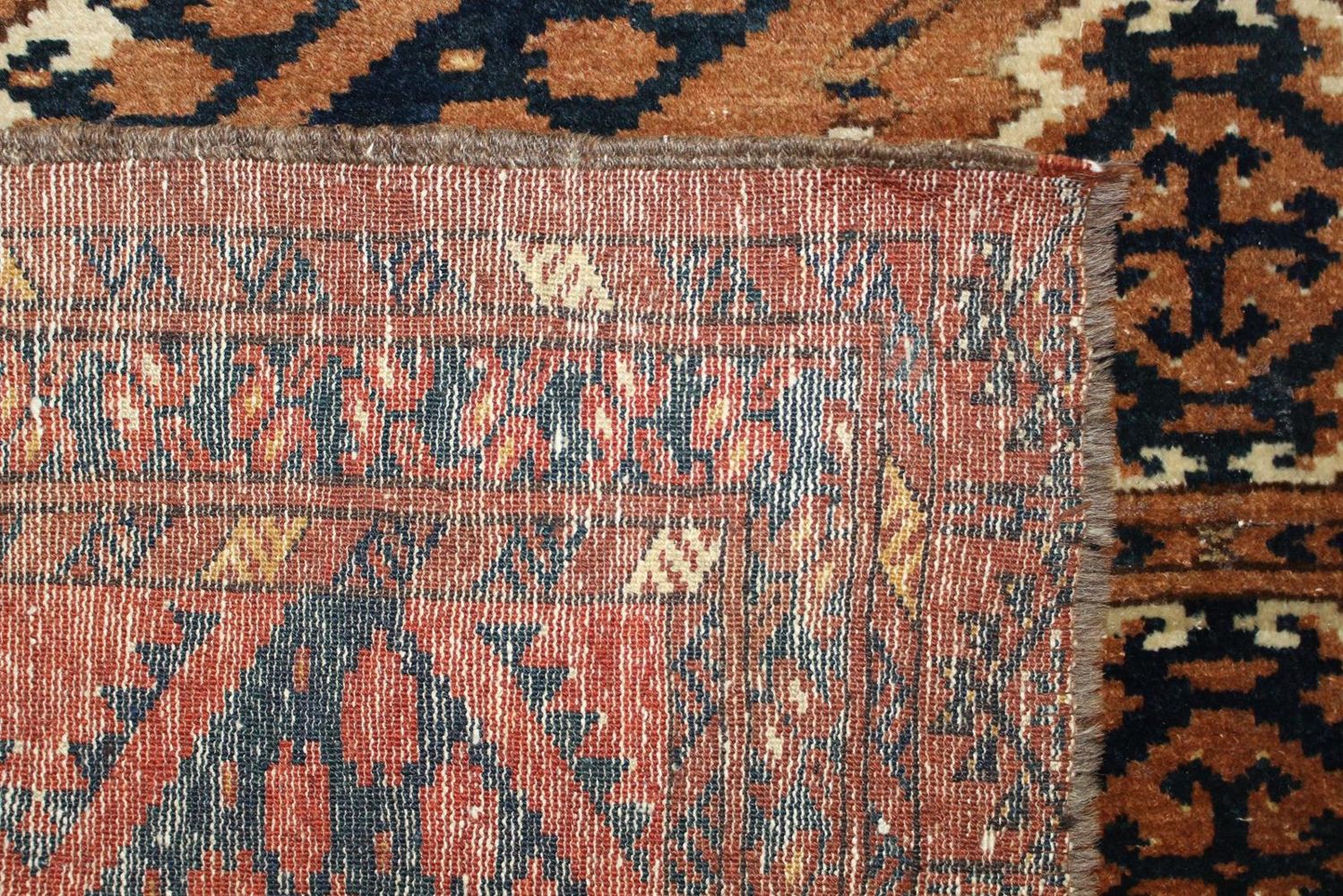 Große Abbildung Nr.8: 124-2338 Buchara o. Bochara: (Teppiche)