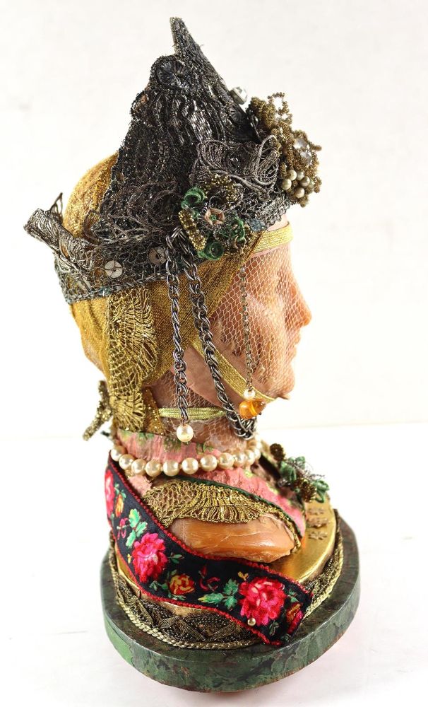 Große Abbildung Nr.2: 124-2354 Madonna von Tschenstochau,: (Vokskunst, Skulpturen - Plastiken)