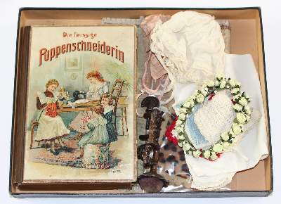 Bild Nr.2: 124-1026 Lutz,J.: (Puppen)