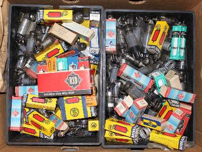 Bild Nr.2: 124-2002 Radioröhren.: (Varia)