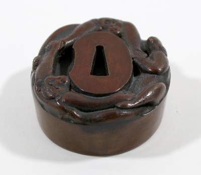Bild Nr.2: 124-2157 Tsuba als Öllampe: (Asiatika)