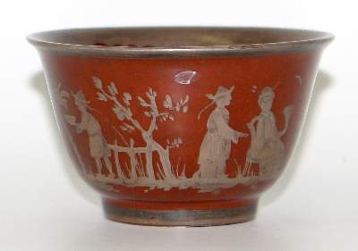 Bild Nr.3: 124-2197 Koppchen mit Chinoiserien: (Porzellan u. Keramik, Meissen)