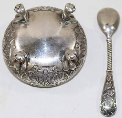 Bild Nr.3: 124-2320 Wiener Saliere mit bekröntem: (Silber)