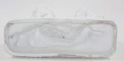 Bild Nr.4: 124-2329 Putto: (Skulpturen - Plastiken)