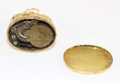 Bild Nr.2: 124-2348 Museale Miniatur Spieluhr: (Uhren)