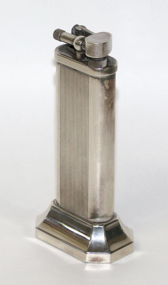 Große Abbildung Nr.1: 125-2180 Dunhill Art Deco Stil Feuerzeug.: (Varia)