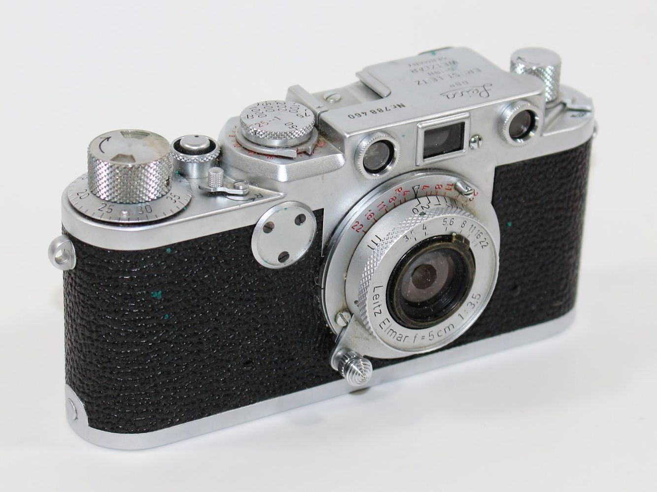 Große Abbildung Nr.1: 125-2225 Leica IIf u. Zorki: (Varia, Optik, Kameras)