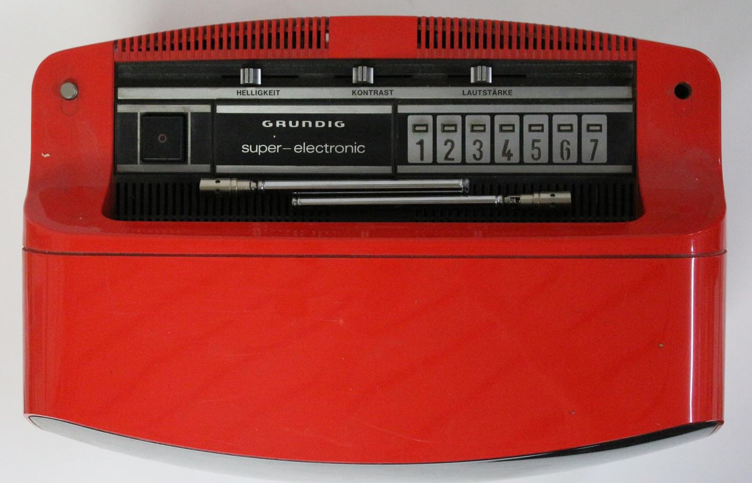 Große Abbildung Nr.2: 125-2252 Grundig Triumph 1715: (Varia, Technik und Handwerk)