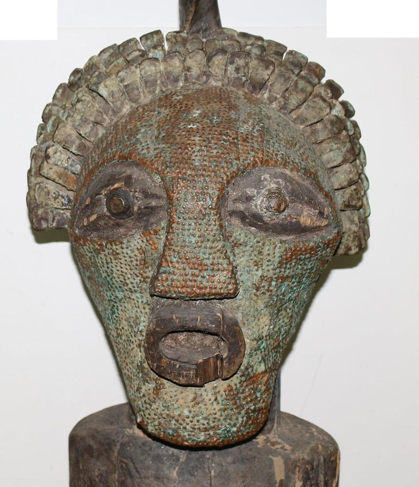 Große Abbildung Nr.4: 125-2384 Songye Kongo.: (Afrika, Sammlung Wolfgang Nerlich, Figuren)