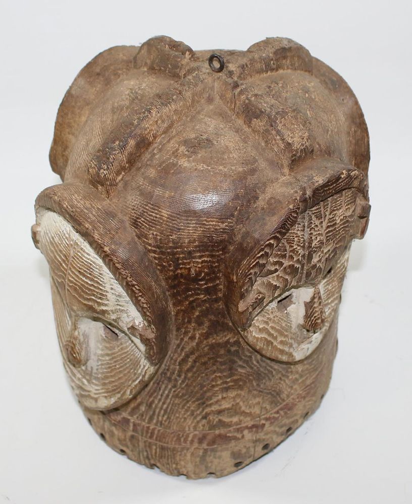 Große Abbildung Nr.3: 125-2440 Fang Gabun.: (Afrika, Sammlung Wolfgang Nerlich, Masken)