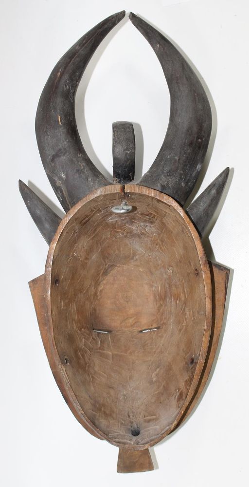 Große Abbildung Nr.3: 125-2444 Hörnermaske der Guro.: (Afrika, Sammlung Wolfgang Nerlich, Masken)
