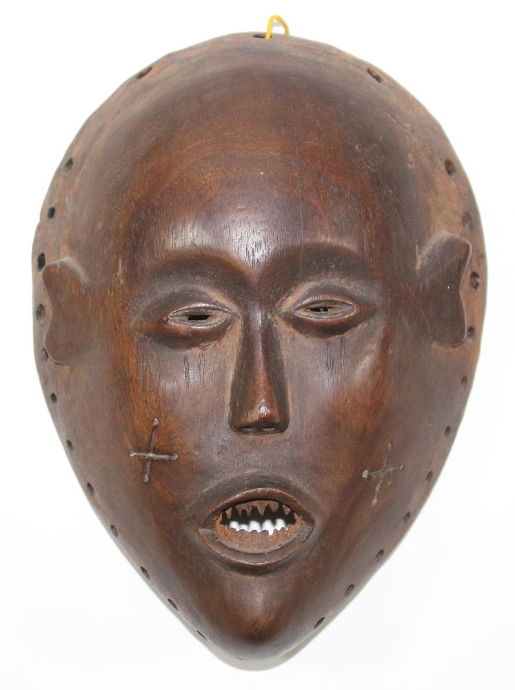 Große Abbildung Nr.1: 125-2466 Luena Zambia.: (Afrika, Sammlung Wolfgang Nerlich, Masken)