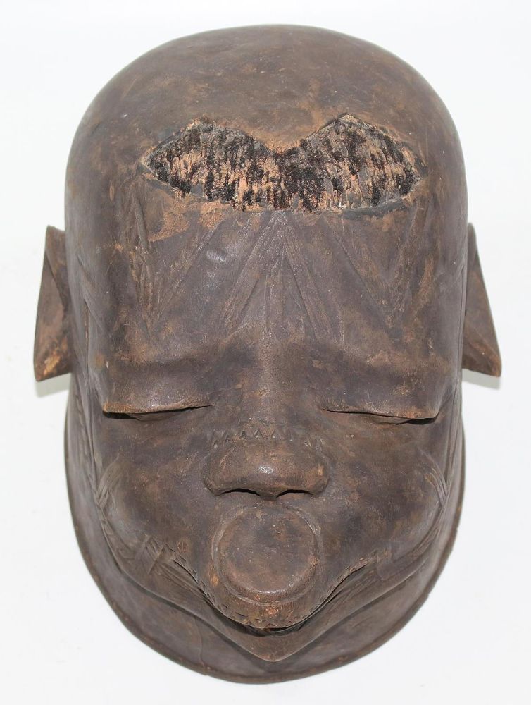 Große Abbildung Nr.2: 125-2469 Makonde Stülpmaske.: (Afrika, Sammlung Wolfgang Nerlich, Masken)