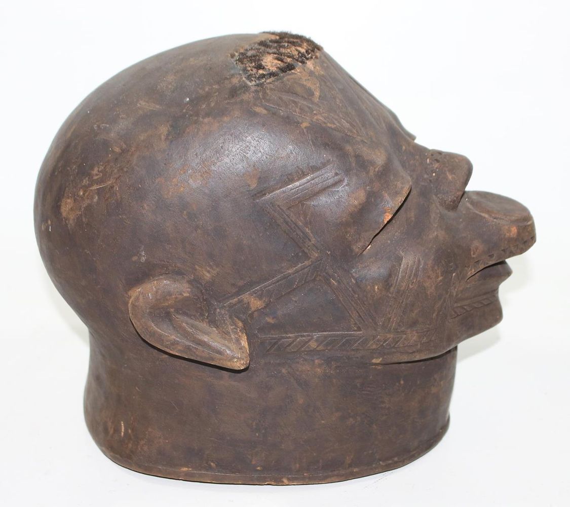 Große Abbildung Nr.3: 125-2469 Makonde Stülpmaske.: (Afrika, Sammlung Wolfgang Nerlich, Masken)