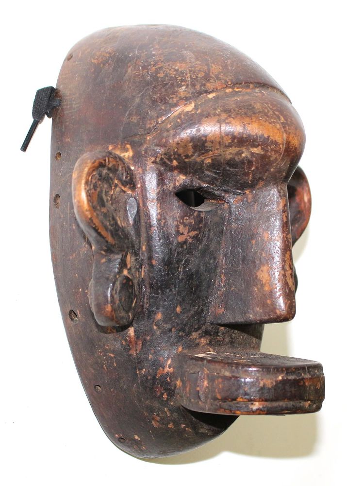 Große Abbildung Nr.2: 125-2471 Makonde Tansania.: (Afrika, Sammlung Wolfgang Nerlich, Masken)