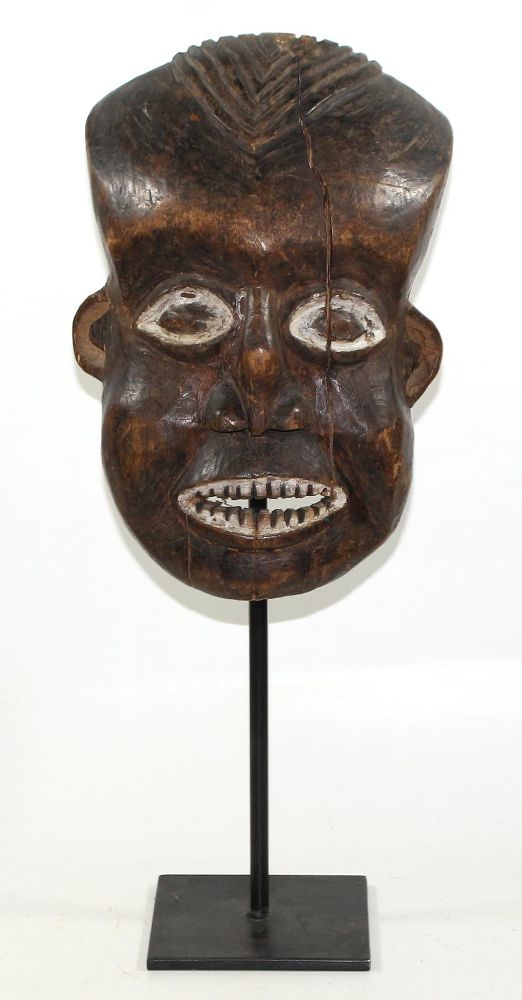 Große Abbildung Nr.1: 125-2474 Mambila Kamerun.: (Afrika, Sammlung Wolfgang Nerlich, Masken)