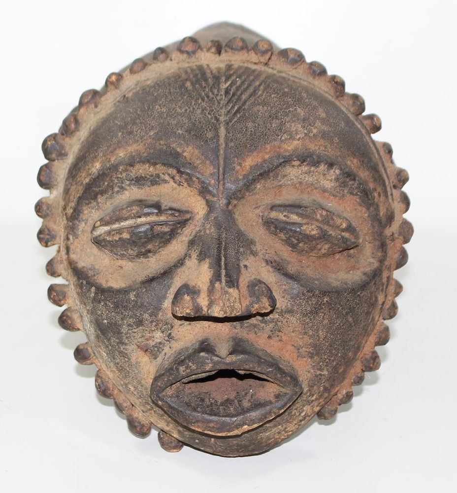 Große Abbildung Nr.2: 125-2475 Mambila Kamerun.: (Afrika, Sammlung Wolfgang Nerlich, Masken)
