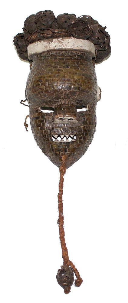 Große Abbildung Nr.1: 125-2491 Salampasu Maske Zaire.: (Afrika, Sammlung Wolfgang Nerlich, Masken)