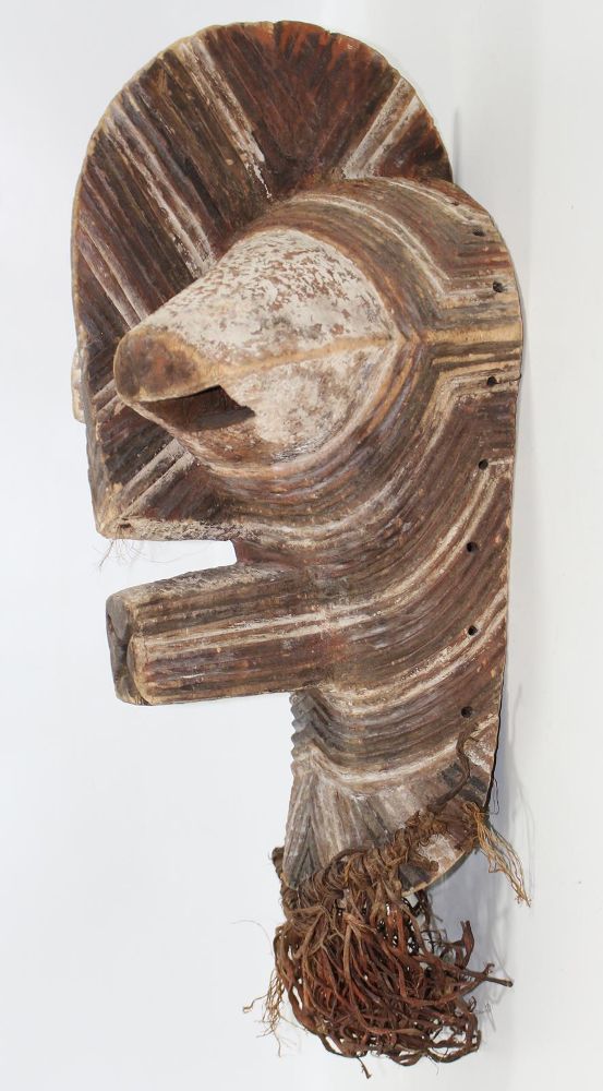 Große Abbildung Nr.2: 125-2497 Songye Kifwebe.: (Afrika, Sammlung Wolfgang Nerlich, Masken)